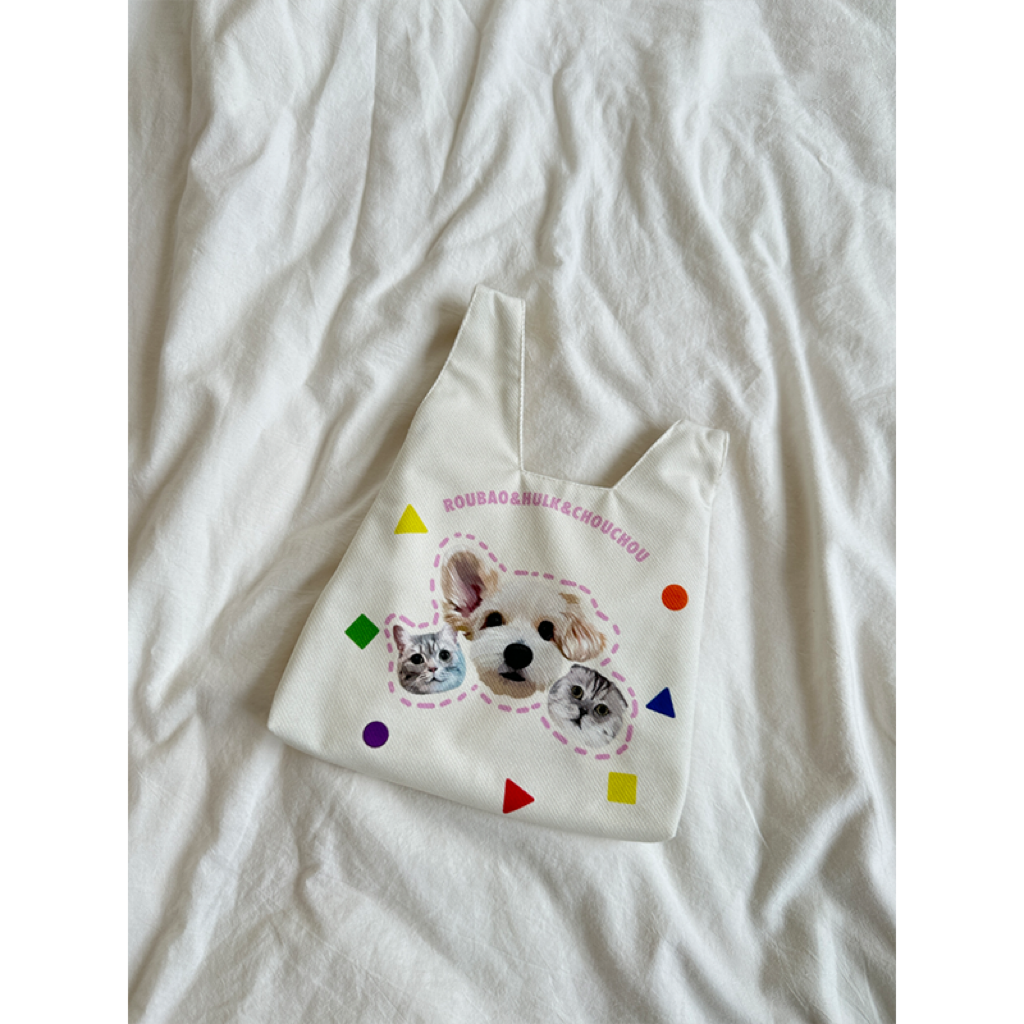 Mewlymade Pet Custom Wrist Bag